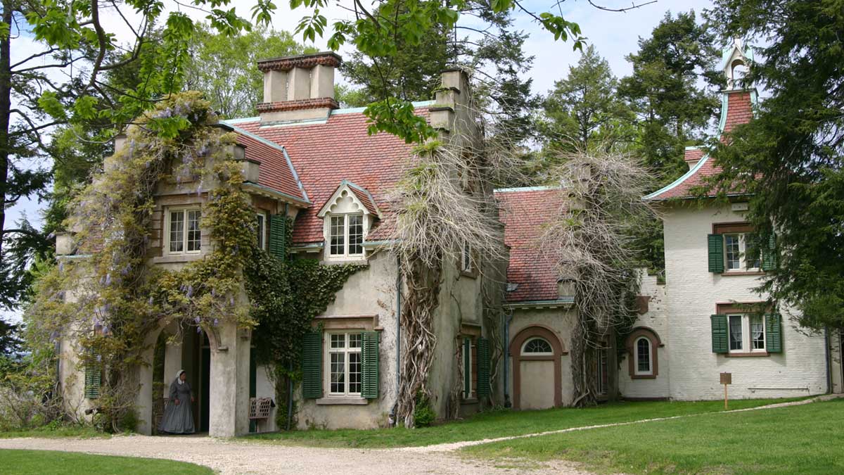 hudson valley castle tour